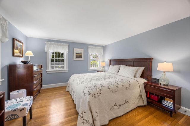 2 Saint Andrews Way, South Yarmouth, MA 02664