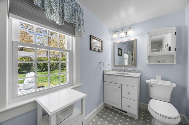 2 Saint Andrews Way, South Yarmouth, MA 02664