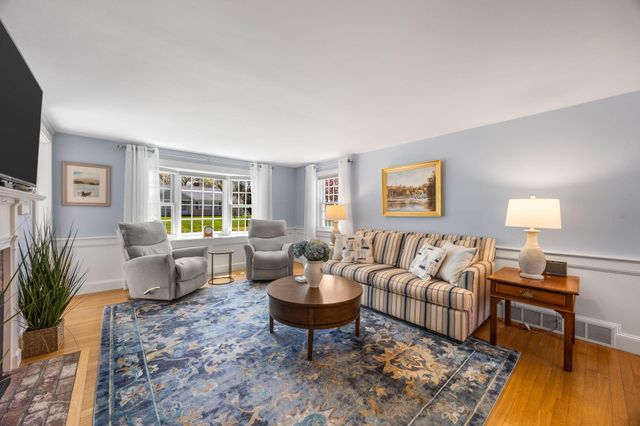 2 Saint Andrews Way, South Yarmouth, MA 02664