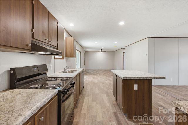 5093 E NC Highway 150 None, Lincolnton, NC 28092