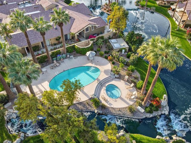 324 Sundance Circle, Palm Desert, CA 92211