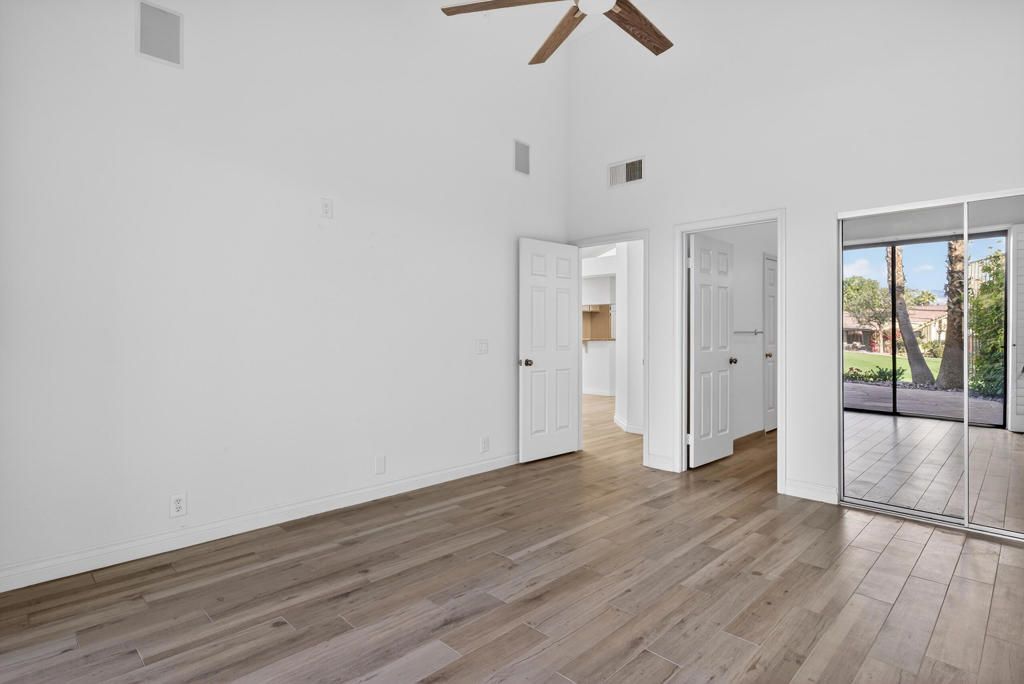 Image 13 of property listing at 324 Sundance Circle, Palm Desert, CA 92211