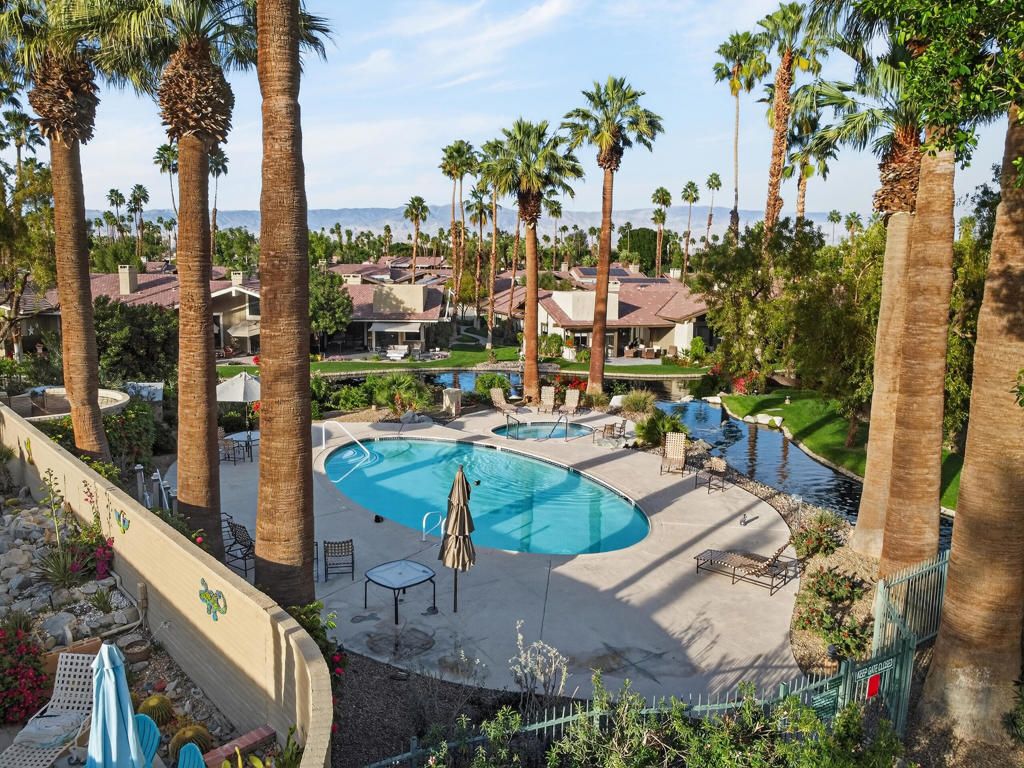 Image 20 of property listing at 324 Sundance Circle, Palm Desert, CA 92211