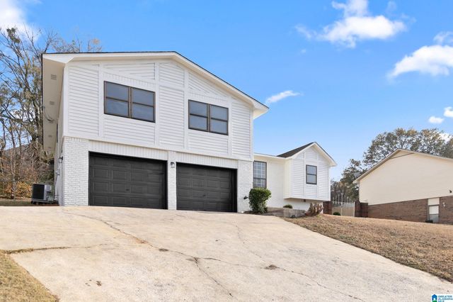 13 ROYAL COACH CIRCLE, Bessemer, AL 35022