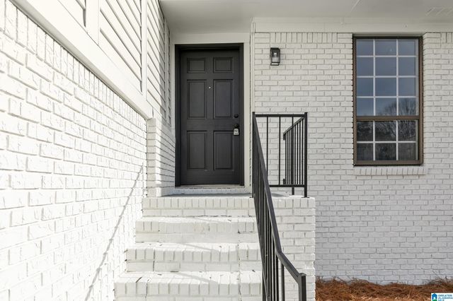 13 ROYAL COACH CIRCLE, Bessemer, AL 35022