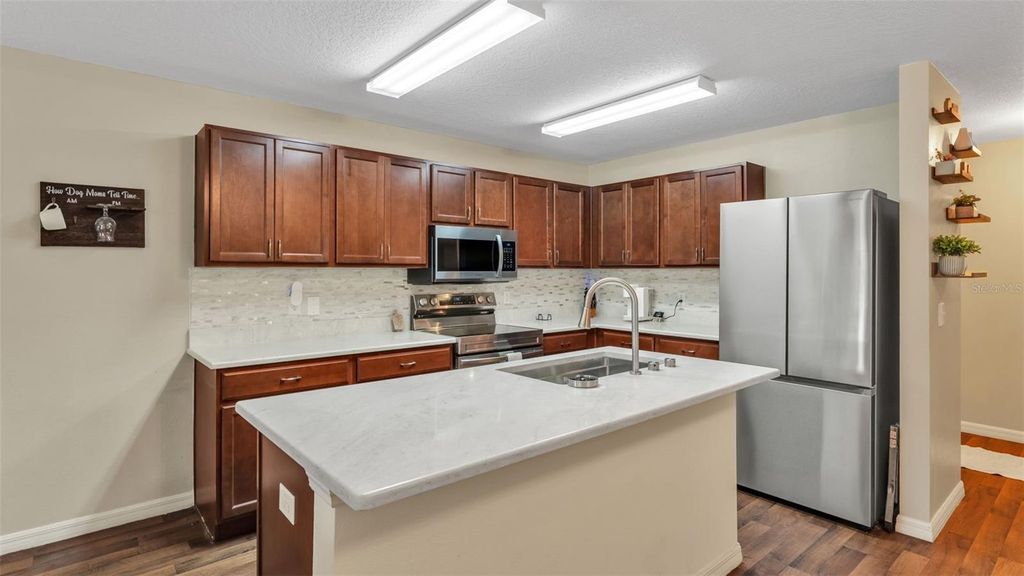 Image 12 of property listing at 5572 MAGGIORE BOULEVARD, Lakeland, FL 33805