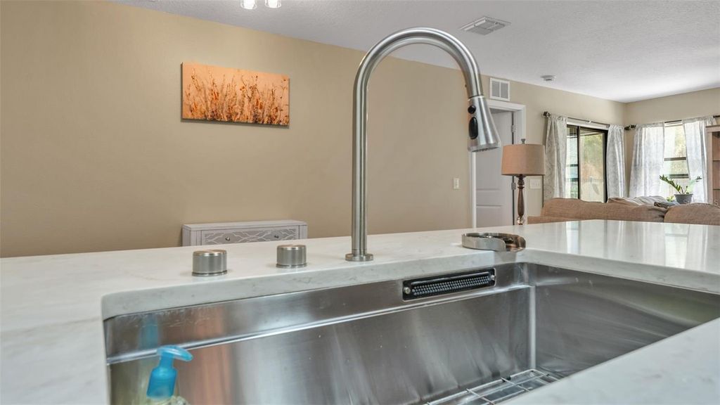 Image 17 of property listing at 5572 MAGGIORE BOULEVARD, Lakeland, FL 33805