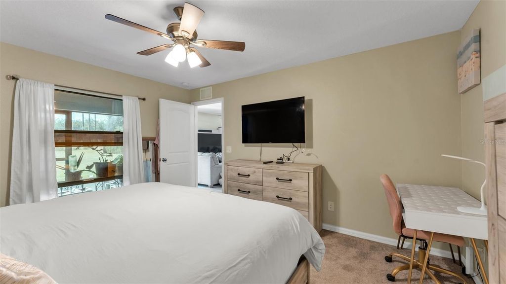 Image 20 of property listing at 5572 MAGGIORE BOULEVARD, Lakeland, FL 33805