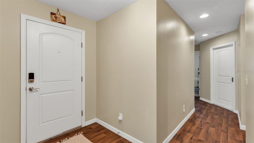 Image 26 of property listing at 5572 MAGGIORE BOULEVARD, Lakeland, FL 33805