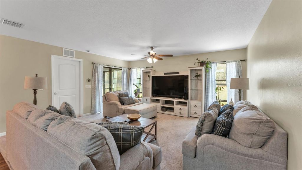 Image 10 of property listing at 5572 MAGGIORE BOULEVARD, Lakeland, FL 33805