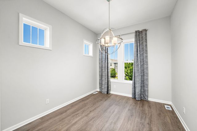 8115 Arrowwood Lane N, Maple Grove, MN 55369