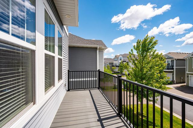 8115 Arrowwood Lane N, Maple Grove, MN 55369