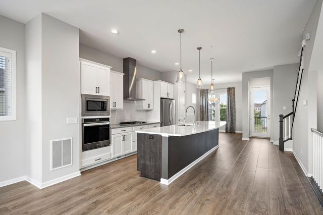 8115 Arrowwood Lane N, Maple Grove, MN 55369