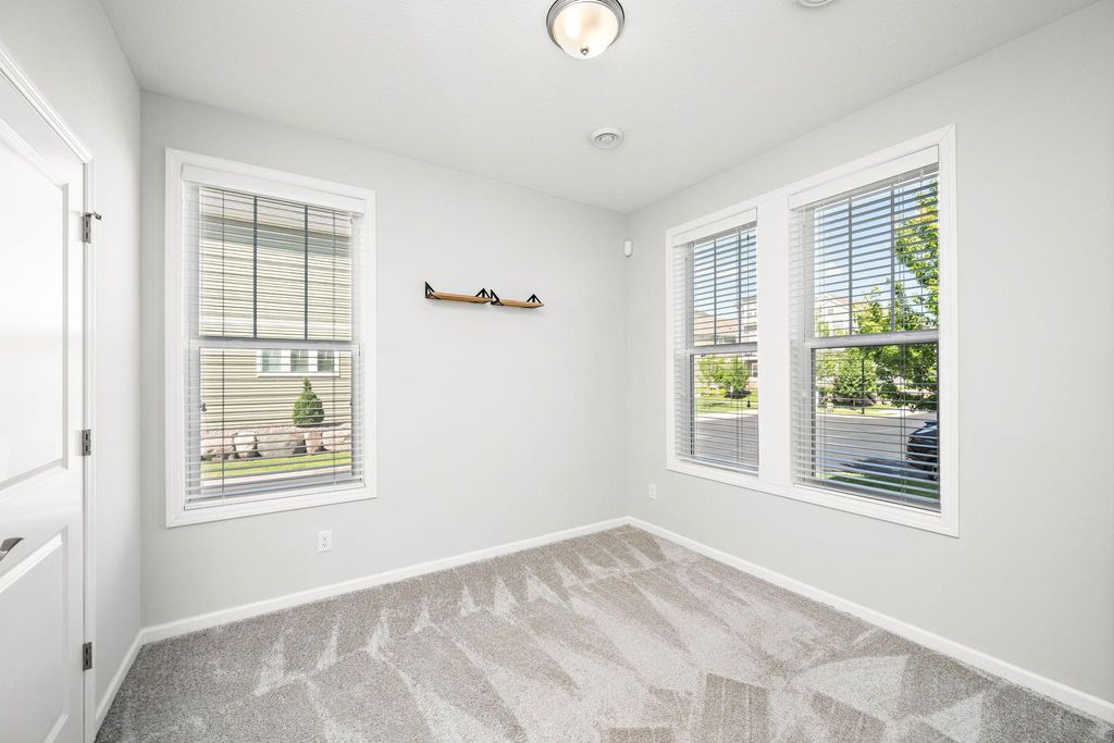 8115 Arrowwood Lane N, Maple Grove, MN 55369 — photo 2
