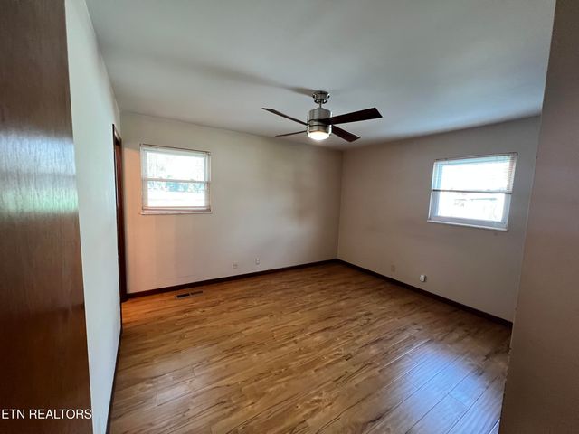 1037 Brantley Drive, Knoxville, TN 37923