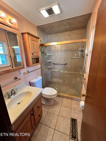 1037 Brantley Drive, Knoxville, TN 37923