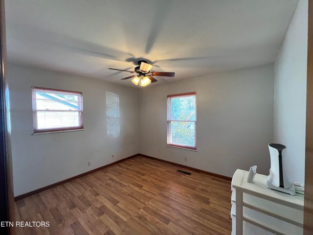 1037 Brantley Drive, Knoxville, TN 37923