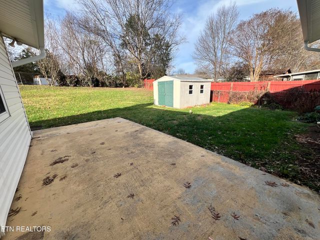 1037 Brantley Drive, Knoxville, TN 37923