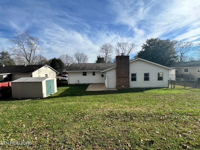 1037 Brantley Drive, Knoxville, TN 37923