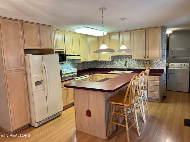 1037 Brantley Drive, Knoxville, TN 37923