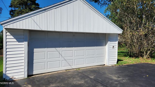 1133 Holgate Avenue, Maumee, OH 43537
