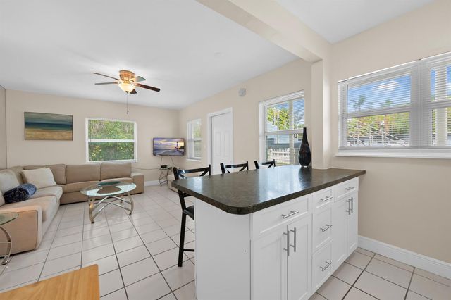 741 Bayshore Drive 16n, Fort Lauderdale, FL 33304