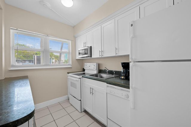 741 Bayshore Drive 16n, Fort Lauderdale, FL 33304
