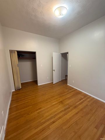 1020 N LAFONTAINE Street, Huntington, IN 46750