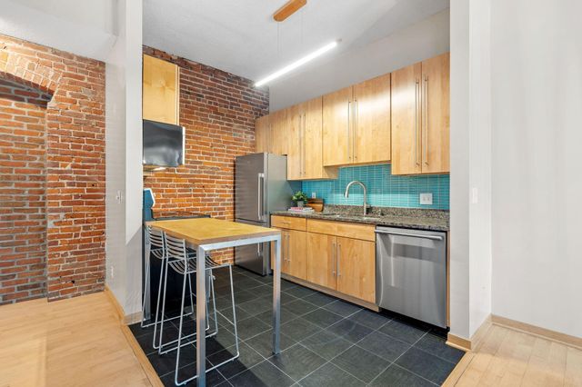 182 Mackubin Street 1, Saint Paul, MN 55102