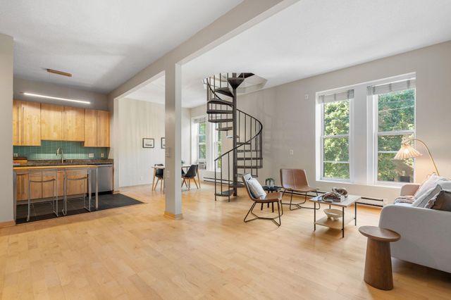 182 Mackubin Street 1, Saint Paul, MN 55102