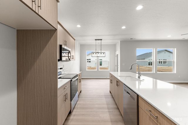 5211 E Open Canyon Dr, Nampa, ID 83687
