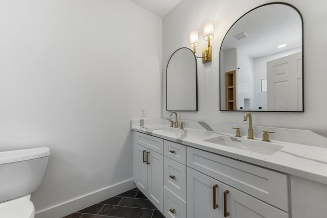 17522 Village DR, Dripping Springs, TX 78620