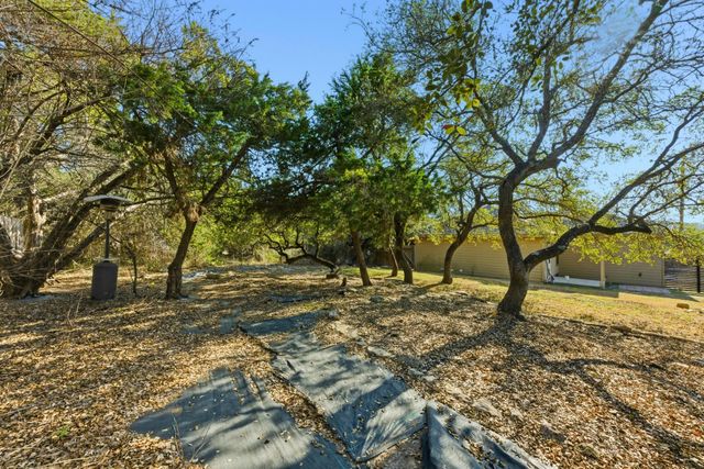 17522 Village DR, Dripping Springs, TX 78620