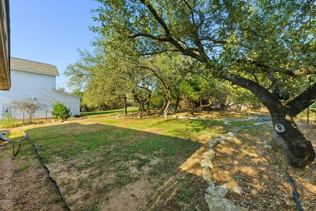17522 Village DR, Dripping Springs, TX 78620