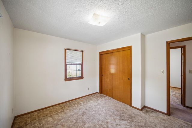 1007 W Iowa Avenue, Indianola, IA 50125