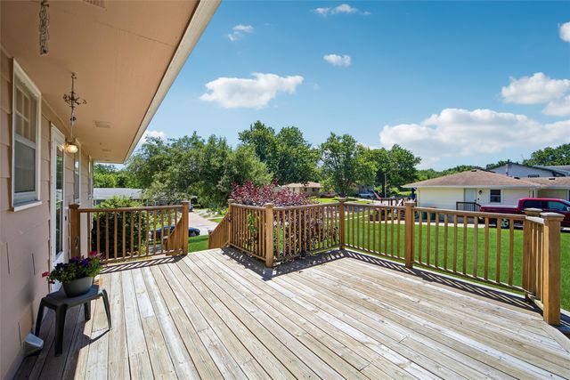 1007 W Iowa Avenue, Indianola, IA 50125