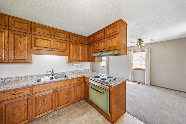 1007 W Iowa Avenue, Indianola, IA 50125