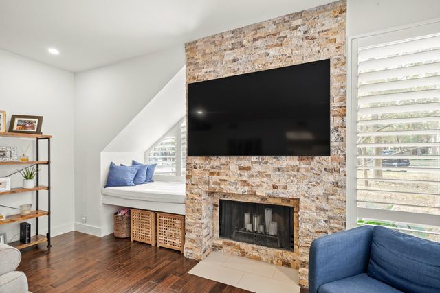 308 Litchfield Lane, Houston, TX 77024