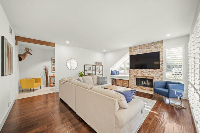 308 Litchfield Lane, Houston, TX 77024