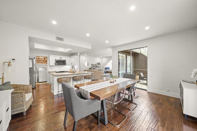 308 Litchfield Lane, Houston, TX 77024