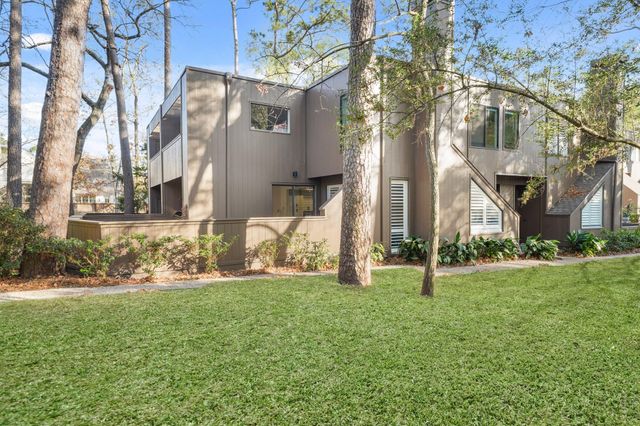 308 Litchfield Lane, Houston, TX 77024