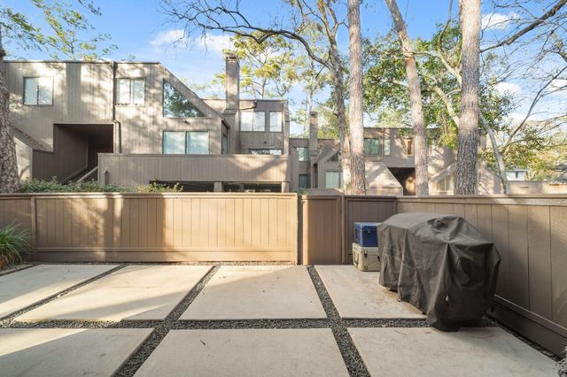 308 Litchfield Lane, Houston, TX 77024