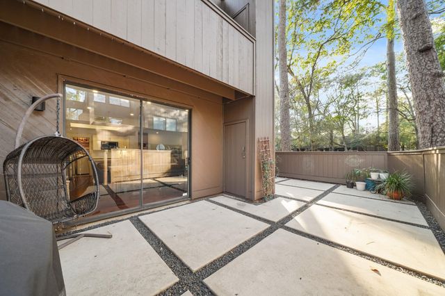 308 Litchfield Lane, Houston, TX 77024