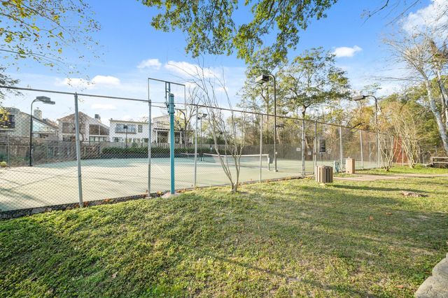 308 Litchfield Lane, Houston, TX 77024