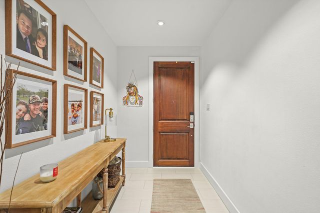 308 Litchfield Lane, Houston, TX 77024