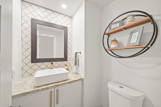 308 Litchfield Lane, Houston, TX 77024