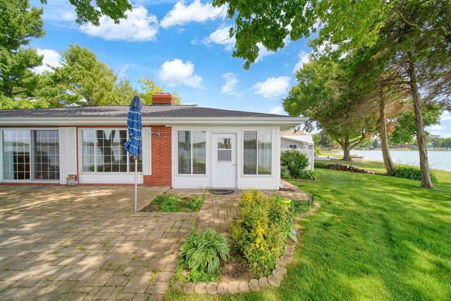 188 Hawthorne Drive, Brooklyn, MI 49230