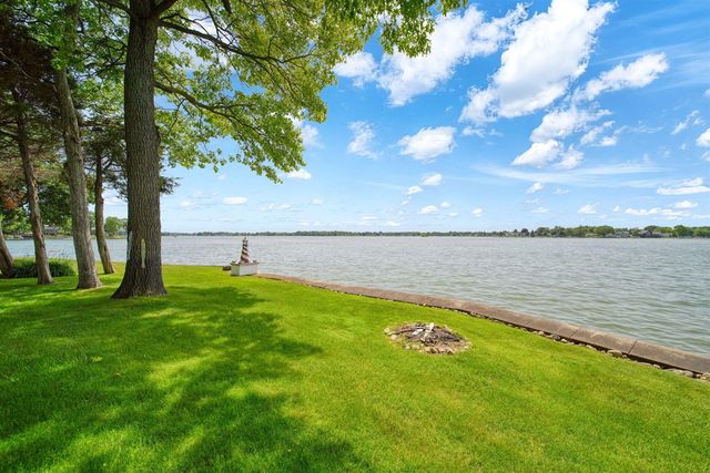 188 Hawthorne Drive, Brooklyn, MI 49230