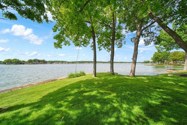 188 Hawthorne Drive, Brooklyn, MI 49230