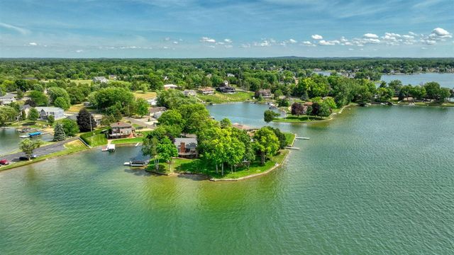 188 Hawthorne Drive, Brooklyn, MI 49230